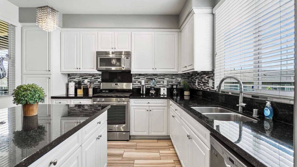 Mira Loma Condo | Peacock Court Sanctuary