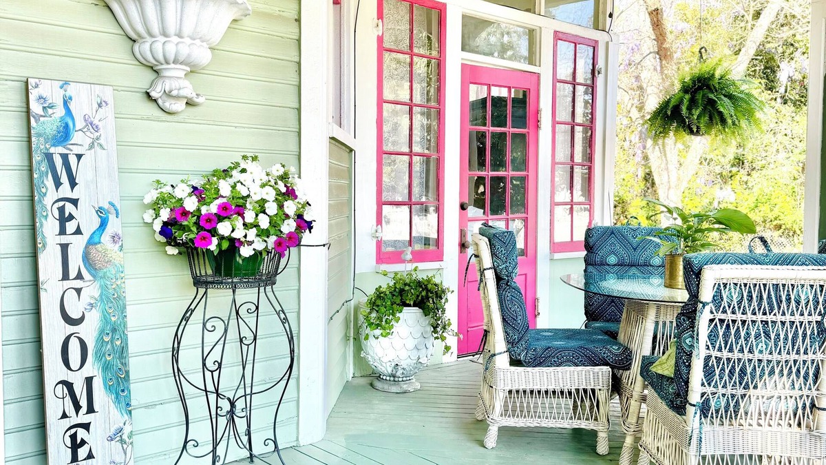 Eastman Bed & Breakfast | Peacock Place