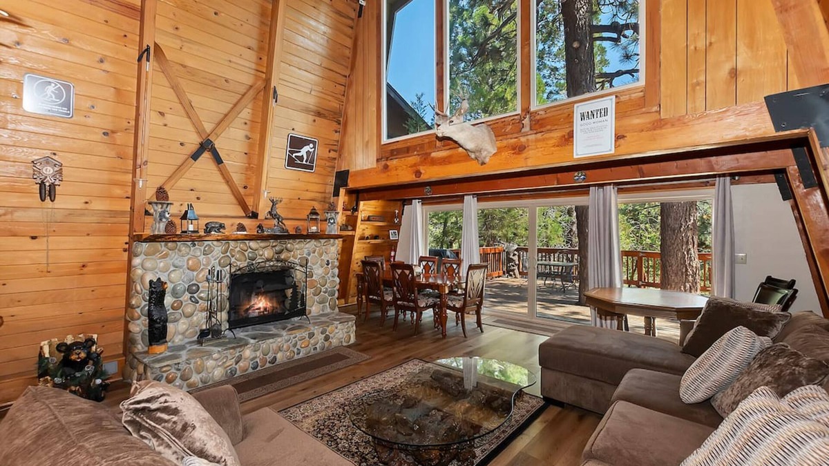 Boulder Bay House | Peak Adventures-Beautiful 4BR House