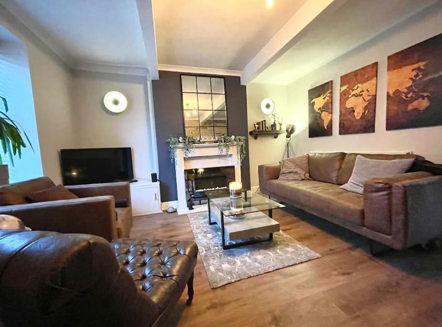 Padfield House | Peak District Self Catering Holiday Home