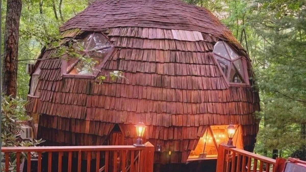 Grassy Creek Cabin | Peak Leaf Season + Peak Comfort @ Unforgettable