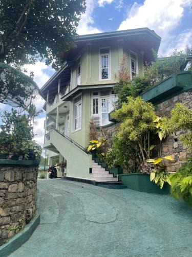 Kandy Hotel | Peak Lodge