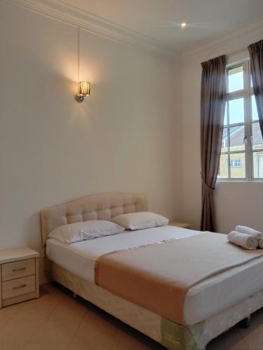 Si Rusa Villa | Pearl Villa 5 Bedroom Unit 13A
