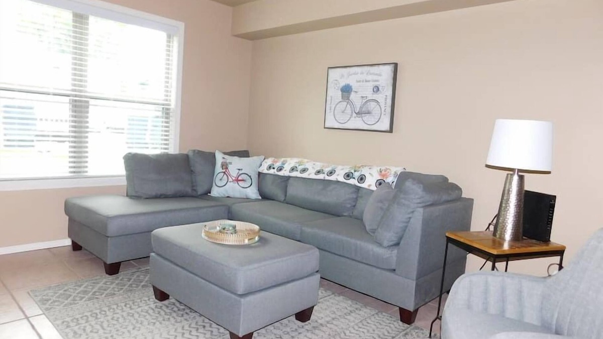 Downtown House | Pedal Inn 5 - Convenient Economy Unit for Pets