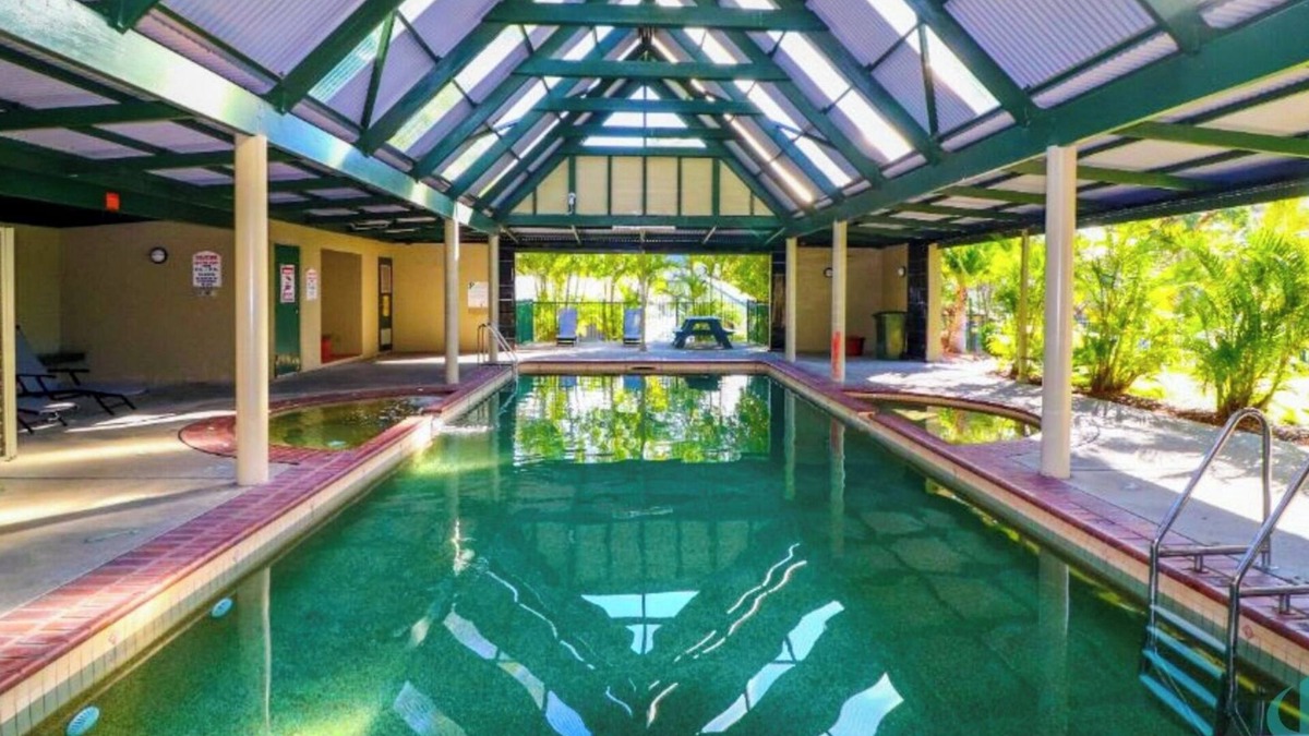 Cams Wharf House | Pelican Escape -Spacious, relaxing waterfront home