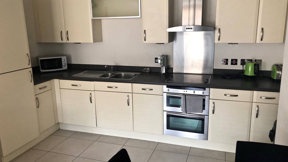 Newbury Apartment | Pelican House 10 exclusive contemporary development (10PEL)