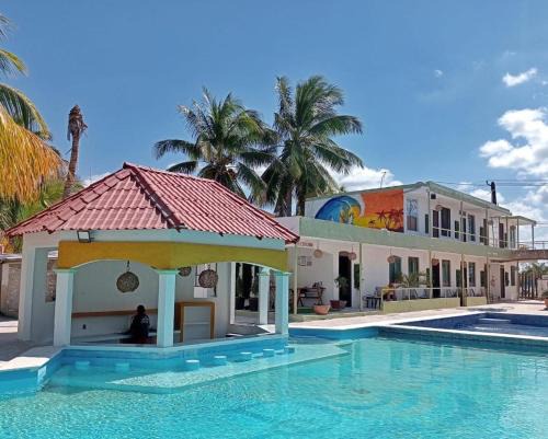 Chelem Hotel | Pelican Inn at Las Dunas Chelem