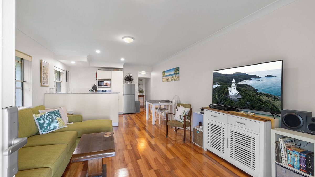 South West Rocks Cabin | Pelican Pad - Full Linen * Air Cond * Fantastic Location * BBQ * Wifi *