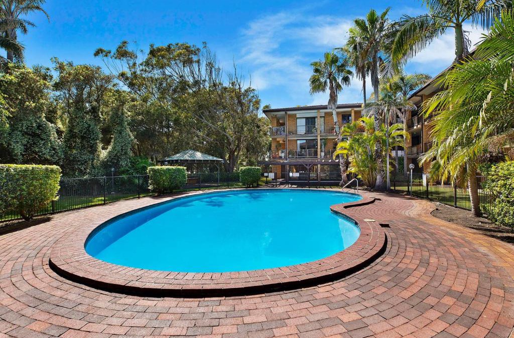 Magenta Shores Apartment | Pelican Place