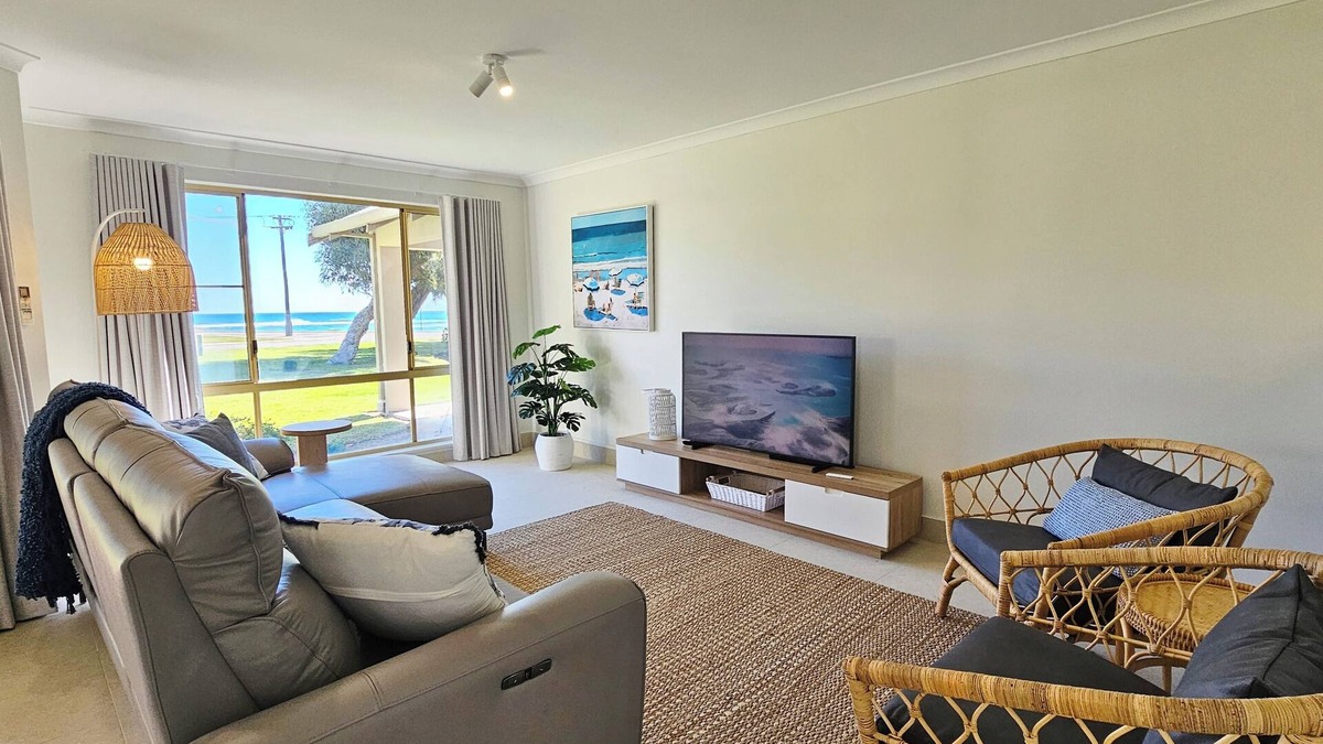 Kalbarri Villa | Pelican Shore Villa 21 - Kalbarri, WA