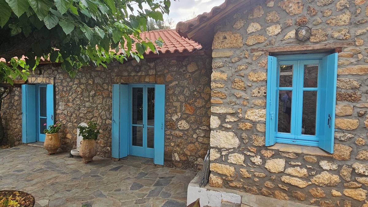Egira House | Peloponnese Hideout-traditional stone house with amazing views and pet friendly