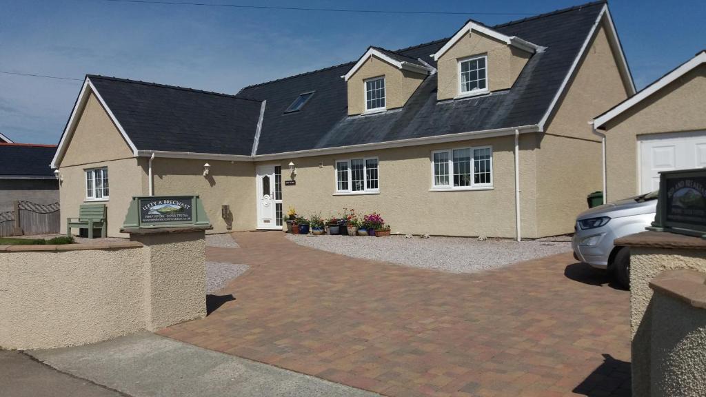 Garn Fadryn Bed & Breakfast | Pen Llyn Bed and Breakfast