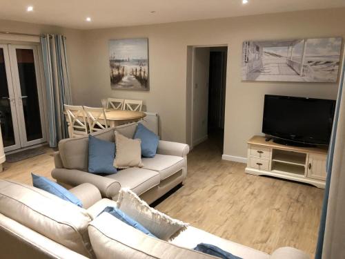 Prestatyn House | Pen Y Ffrith Lodge