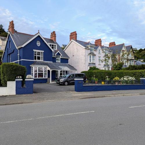 Aberdovey Apartment | Pencartref Apartment - 4 Bedrooms, 3 Bathrooms, Sleeps 7-8