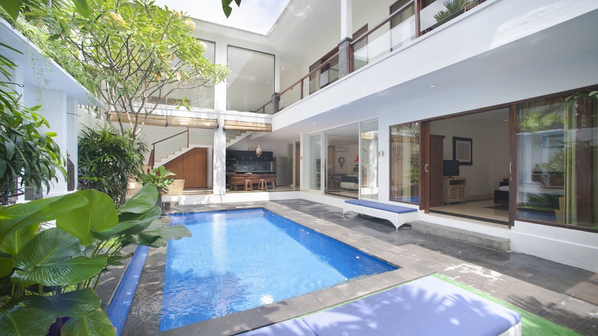 Laksmana Villa | PENELOPY VILLA 3 NEAR EAT STREET OBEROI.