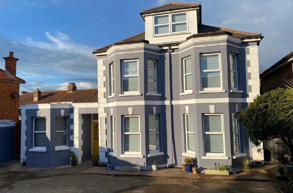 Eastbourne Apartment | Penhale Holiday Flats