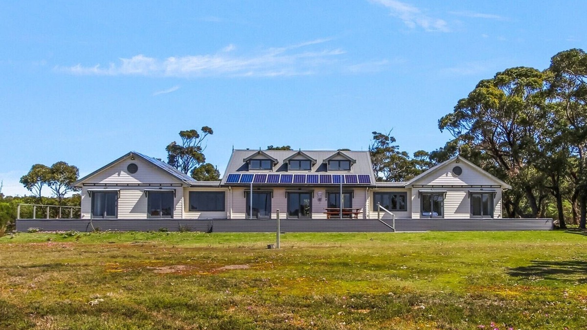 Boole Poole House | Peninsula at Metung - Boole Poole