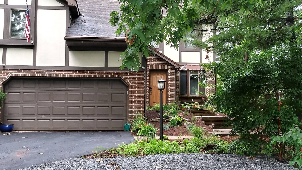 State College House | Penn State SUPER HOST! Better than a hotel. Walking Distance to so much!