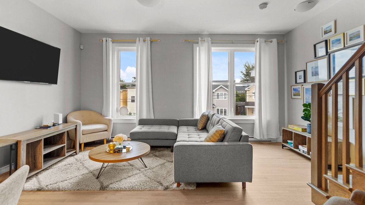 Downtown St. John's House | Pennywell Prestige | 3 bed | 1.5 Bath | Garage