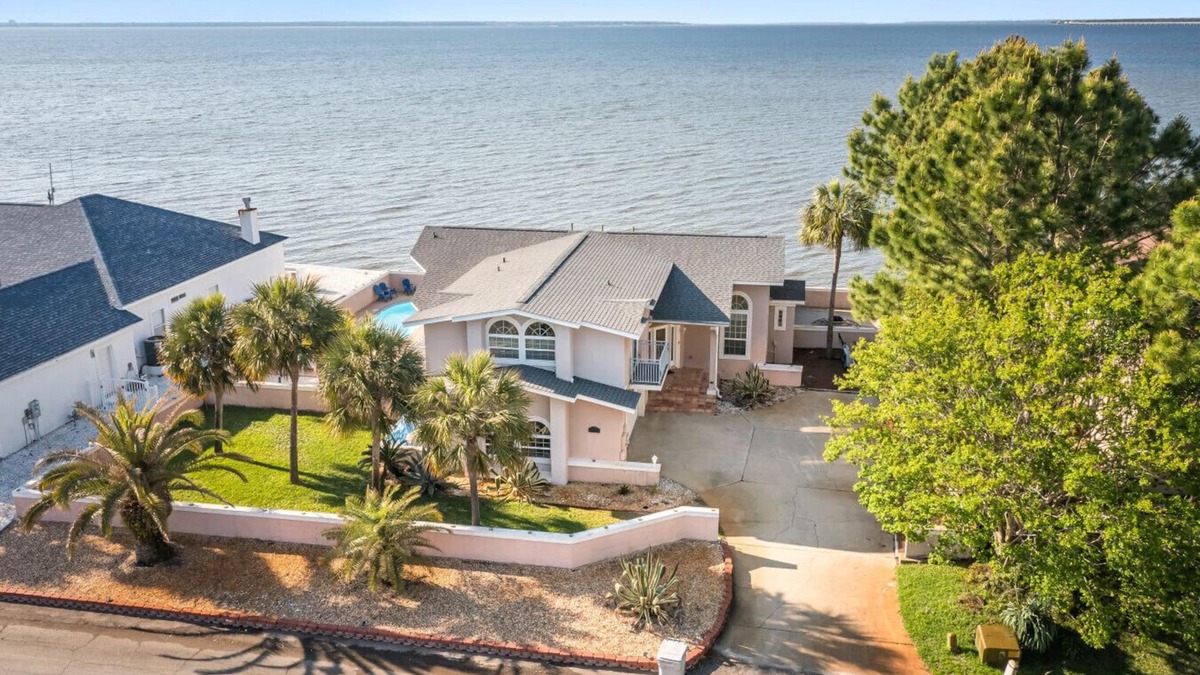 Gulf Breeze House | Pensacola Bay Dreams! Private pool!Bring your boat