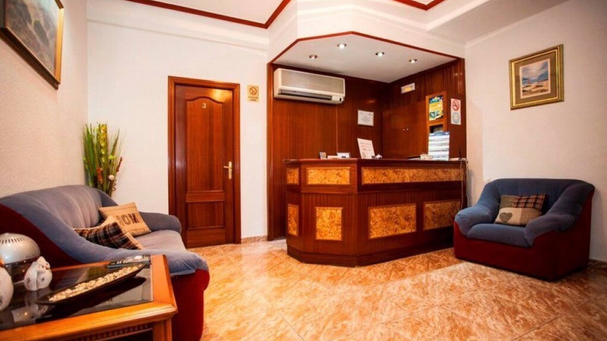 Huertas House | Pensión Carrera