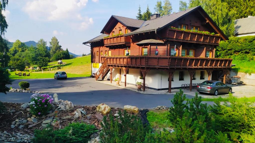 Ludvikov House | Pension Grizzly