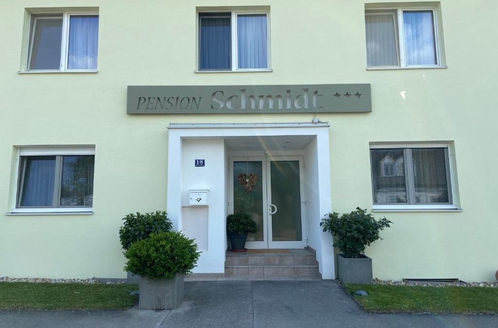Podersdorf am See House | Pension Schmidt