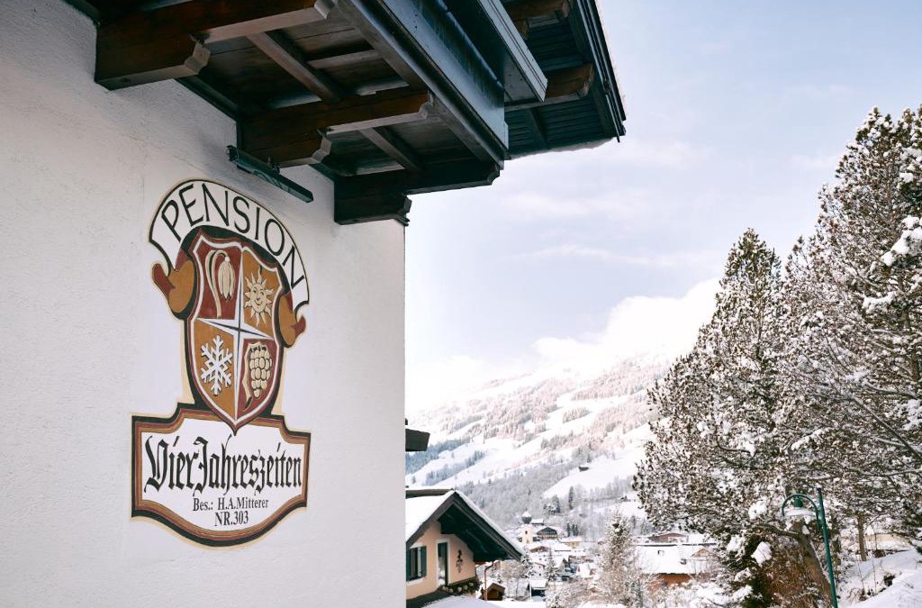 Saalbach-Hinterglemm Bed & Breakfast | Pension Vier Jahreszeiten