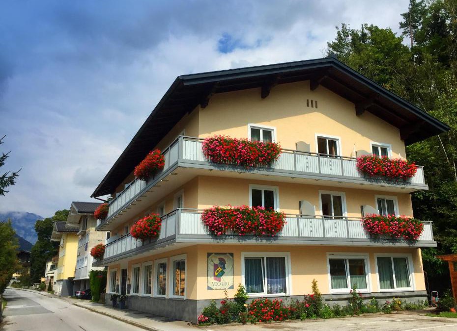 Pfarrwerfen House | Pension Vocario