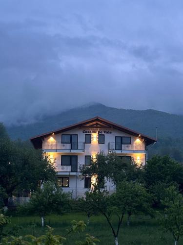 Vulcan House | Pensiunea Casa de pe Vale