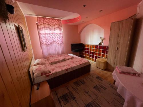 Comanesti House | Pensiunea Cascada