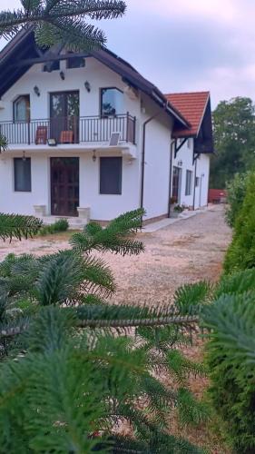 Campulung Villa | Pensiunea Crețișoara