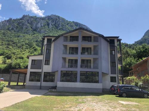 Baile Herculane House | Pensiunea Platinum