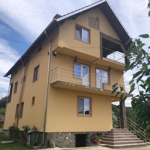 Oestii Paminteni House | Pensiunea Valea Oiasca