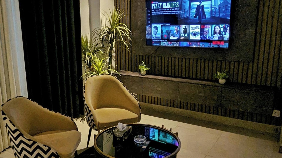 Lahore Apartment | Penta Square - Luxury Studio Suite