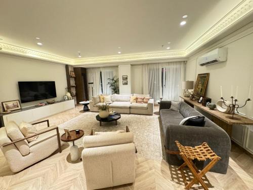 Lahore Apartment | Penta Square Signature Apartments-DHA Lahore