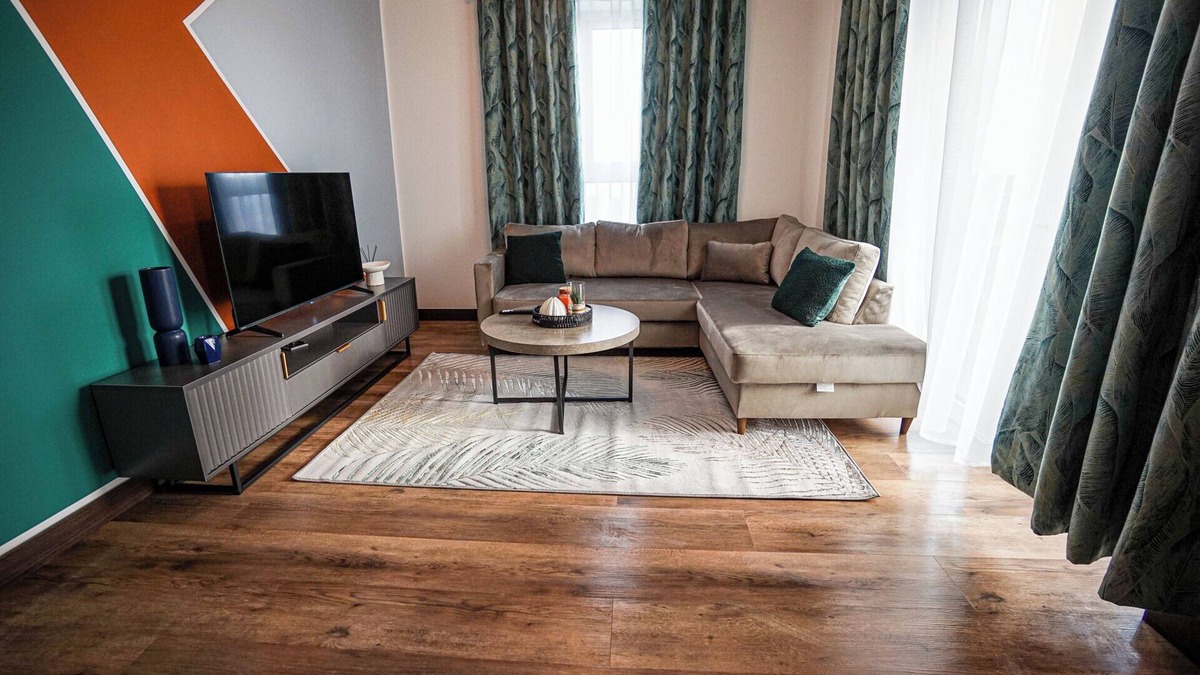 Haringey Apartment | Penthouse - 1BR - Alexandra Palace Views