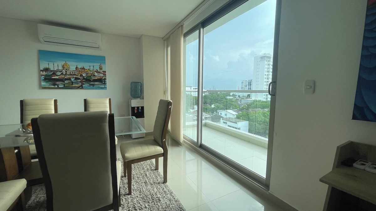 Crespo Apartment | Penthouse airport 3beds+2bath