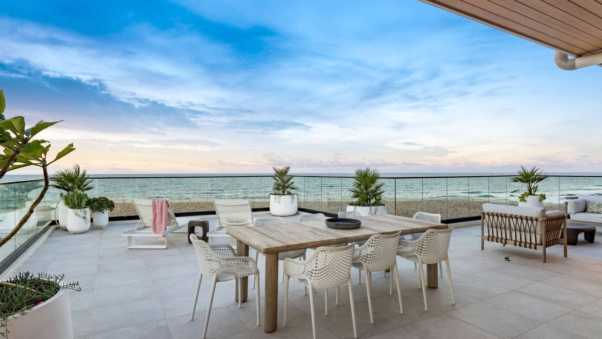 Coolum Beach Apartment | Penthouse at First Bay Coolum