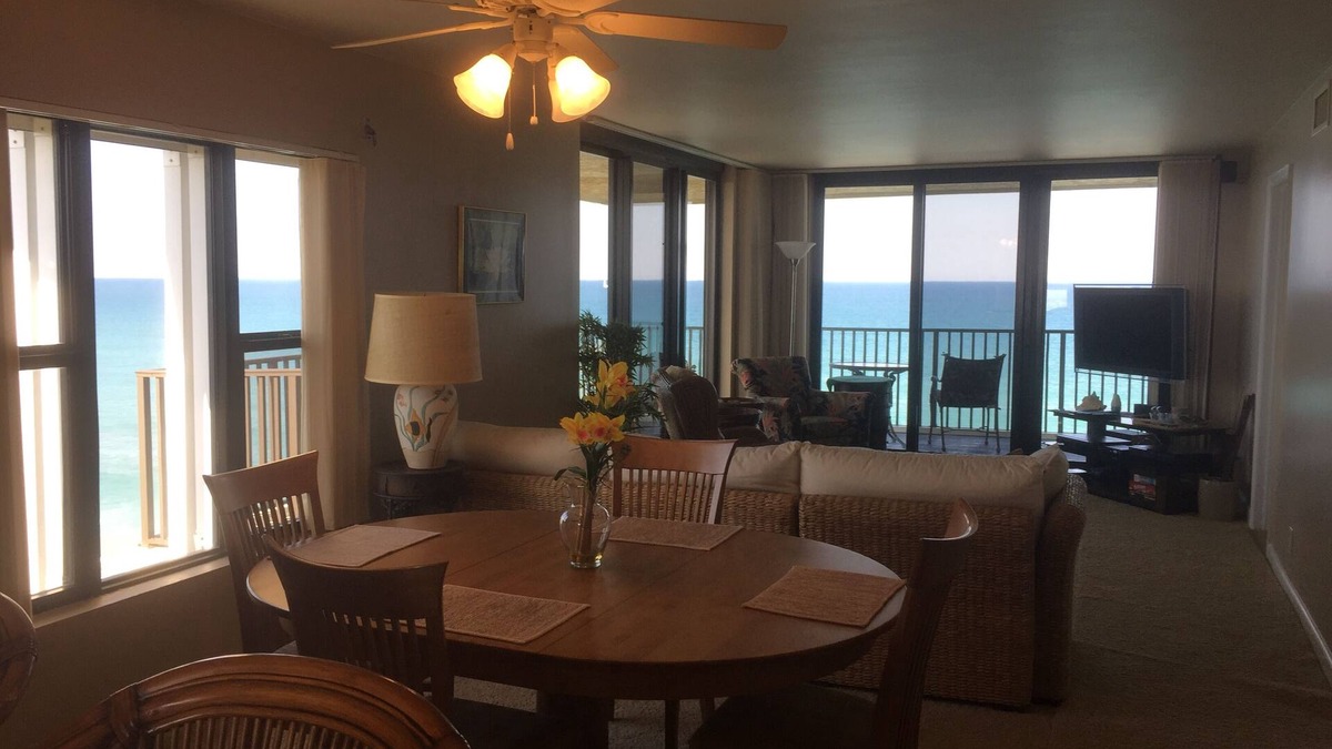 Hutchinson Island South Condo | Penthouse Beachfront Condo with wrap around balcony and pool