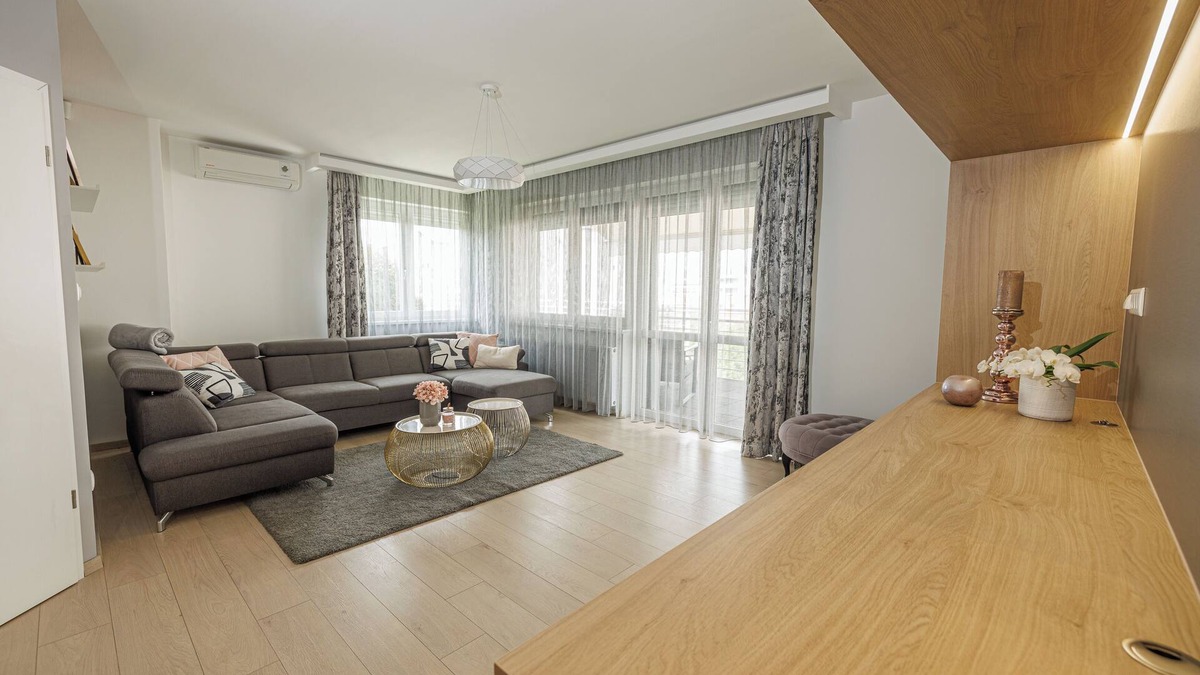 Ujlipotvaros Apartment | Penthouse Deluxe Apartment - Free Parking, Roof Garden