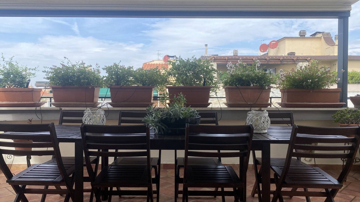 Santissima Annunziata Apartment | Penthouse in Florence in Savonarola square