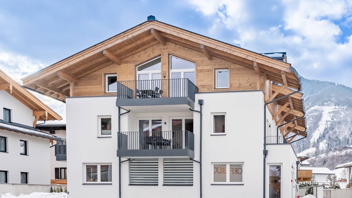 Kaprun Apartment | Penthouse in the heart of Kaprun & stunning views