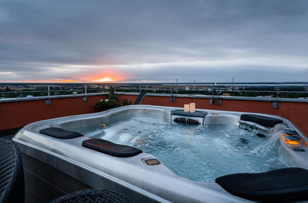 Prague 18 Apartment | Penthouse Letňanské zahrady