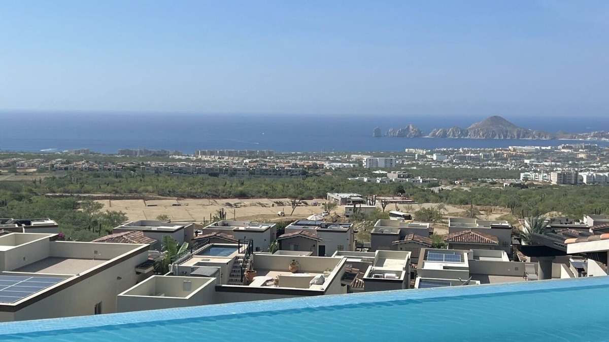 Cabo San Lucas Condo | Penthouse luxury with Ocean Views, away from the crowds yet close to the beach.