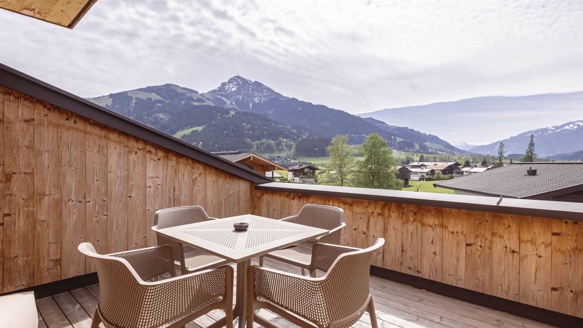 Oberndorf bei Kitzbuhel Apartment | Penthouse mit 2 Schlafzimmer by Interhome