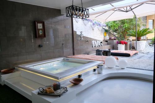 Arzeno Apartment | Penthouse Montecarlo style with lounge pool