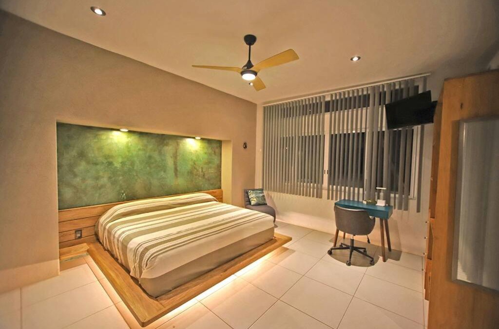Rinconada Apartment | Penthouse -Sky at Mikasa- Fast wifi, King Bed, AC & Pool