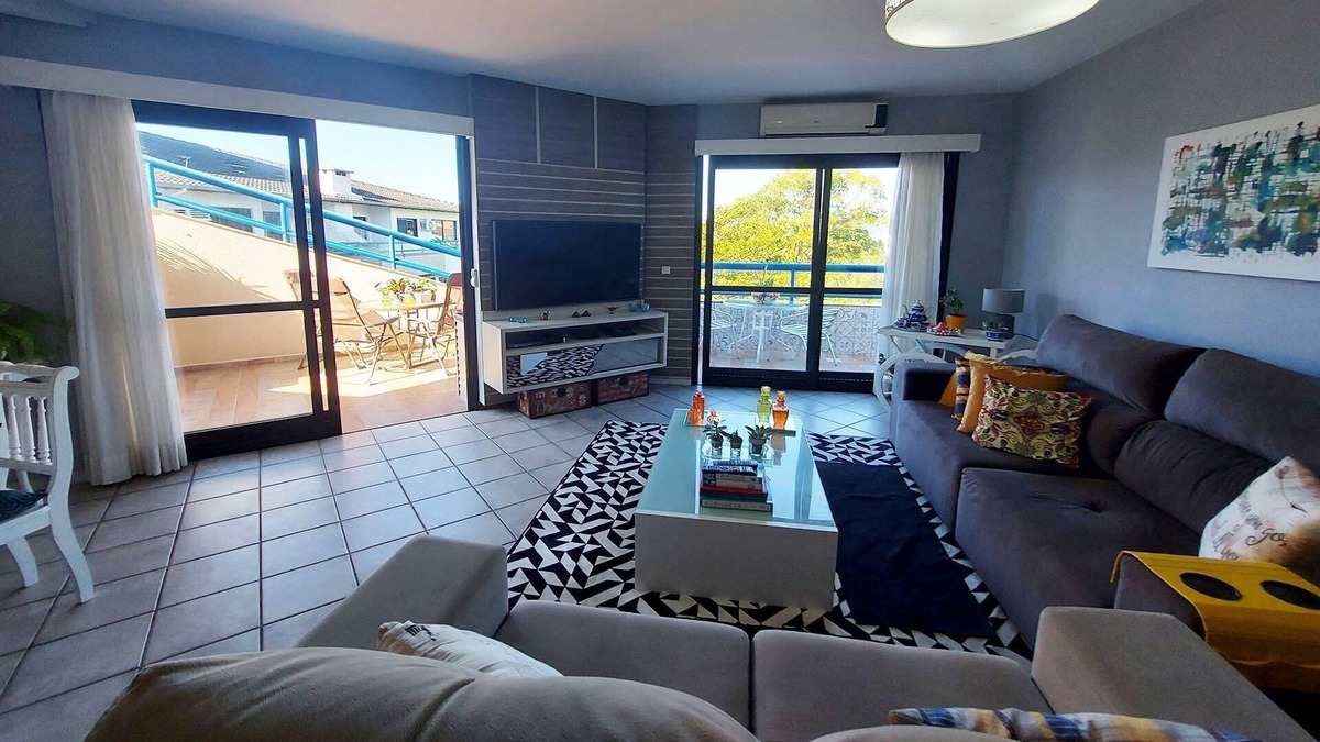 Centro Apartment | Penthouse with beautiful Designer, sea front and outdoor pool