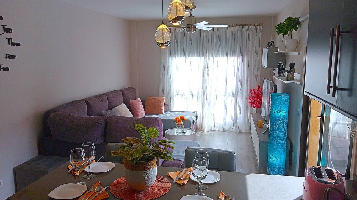 El Medano Apartment | Penthouse with beautiful views and jacuzzi in EL Medano (Pet Friendly)